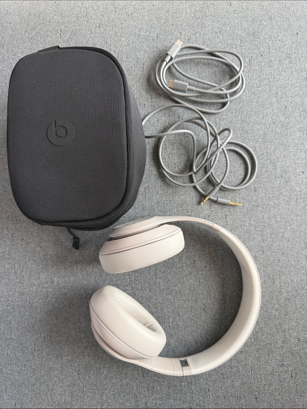 Beats Studio Pro Headphones Sandstone
